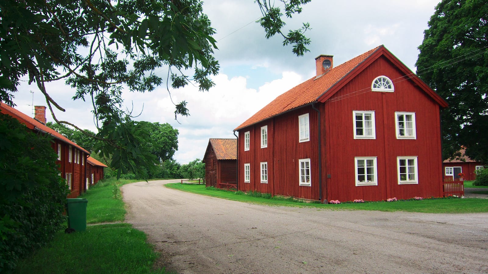 Farm Roads by Pave Pro Surfacing